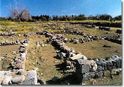 in sicilia si trova il parco archeologico dei giardini naxos