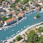 Croazia:-Vrborska,-la-“Piccola-Venezia”-sull’Isola-di-Hvar
