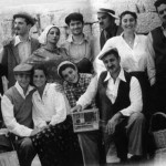 Eolie:-C.T.-Piccolo-Borgo-Antico-a-Lipari-con-“Liolà”,-commedia-in-tre-atti-di-Luigi-Pirandello